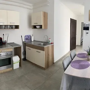https://lavender-garden-apartment.hotels-hajduszoboszlo-hungary.com